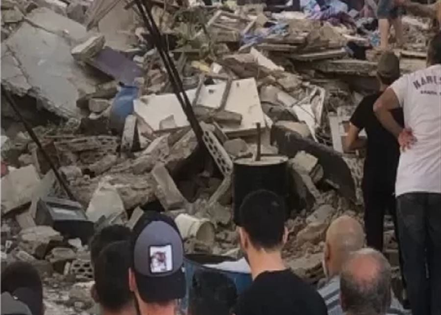 عاجل | انهيار مبنى سكني في منطقة ضهر المغر في القبة وفرق الاسعاف تهرع إلى المكان