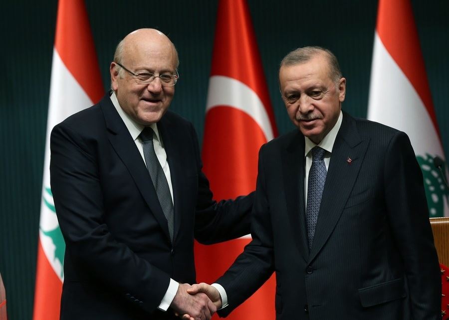 في كواليس لقاء ميقاتي وأردوغان.. هل تمّت صفقة وعادت معها بواخر الكهرباء التركية؟